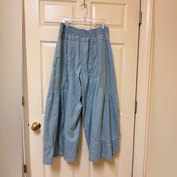 Free People Dawn On Me Wide Leg Pull On Lightweight Jeans Large - Picture 7 of 9